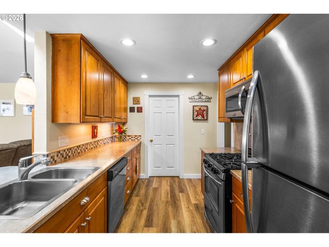 499 Ne CHERRY St, Sublimity, OR 97385