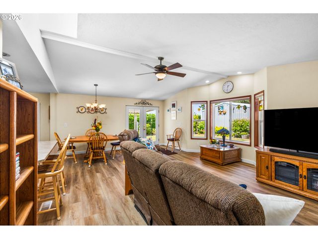 499 Ne CHERRY St, Sublimity, OR 97385
