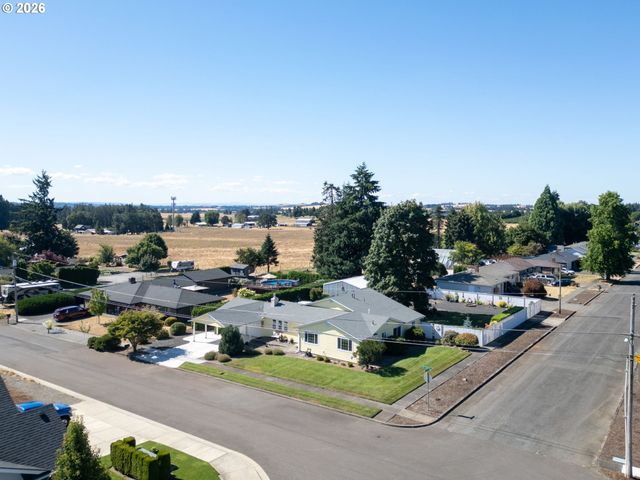 499 Ne CHERRY St, Sublimity, OR 97385