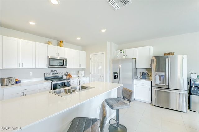 1801 NW 3rd AVE, Cape Coral, FL 33993