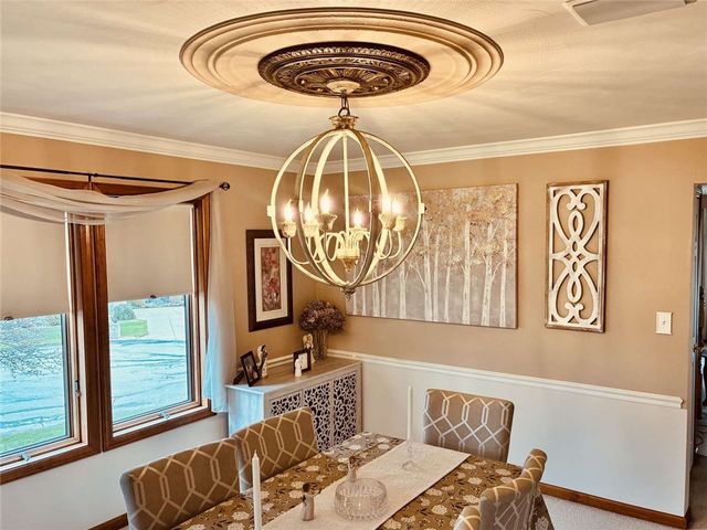 11091 Belaire Dr, North Huntingdon, PA 15642