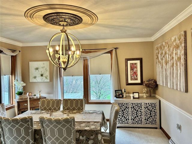 11091 Belaire Dr, North Huntingdon, PA 15642