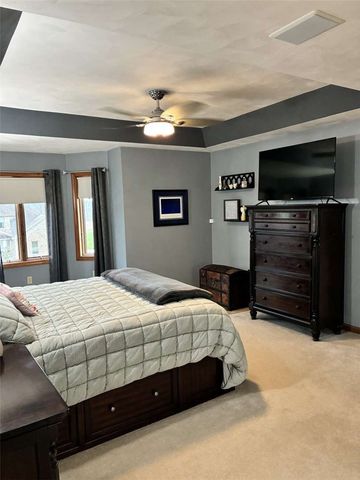 11091 Belaire Dr, North Huntingdon, PA 15642