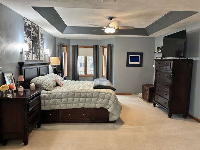 11091 Belaire Dr, North Huntingdon, PA 15642