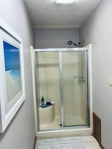 11091 Belaire Dr, North Huntingdon, PA 15642