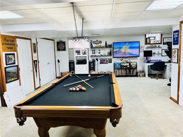 11091 Belaire Dr, North Huntingdon, PA 15642