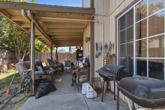 6252 Riverbelle Ct, Rio Linda, CA 95673