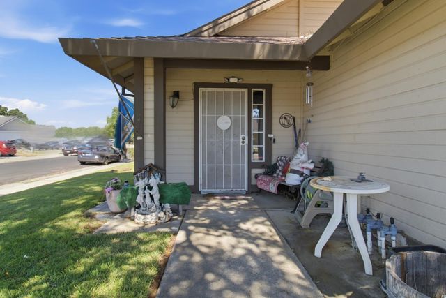 6252 Riverbelle Ct, Rio Linda, CA 95673