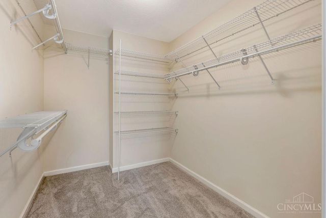 1192 Deerfield Circle, Hamilton, OH 45013