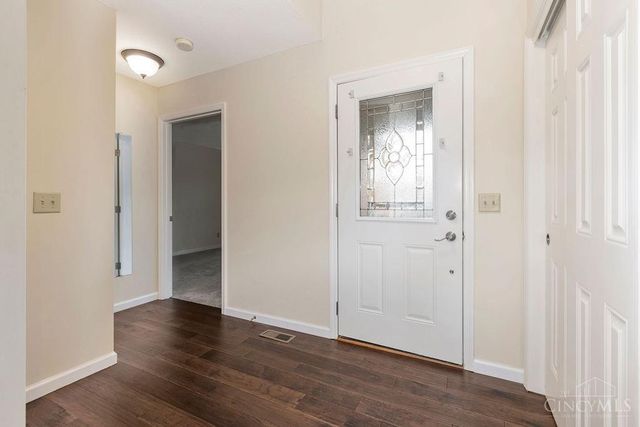 1192 Deerfield Circle, Hamilton, OH 45013