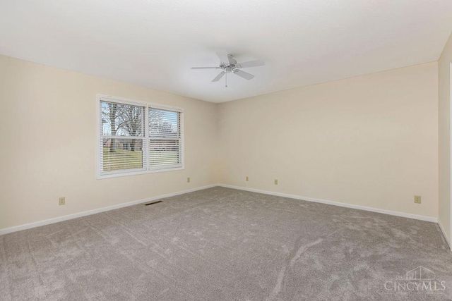 1192 Deerfield Circle, Hamilton, OH 45013