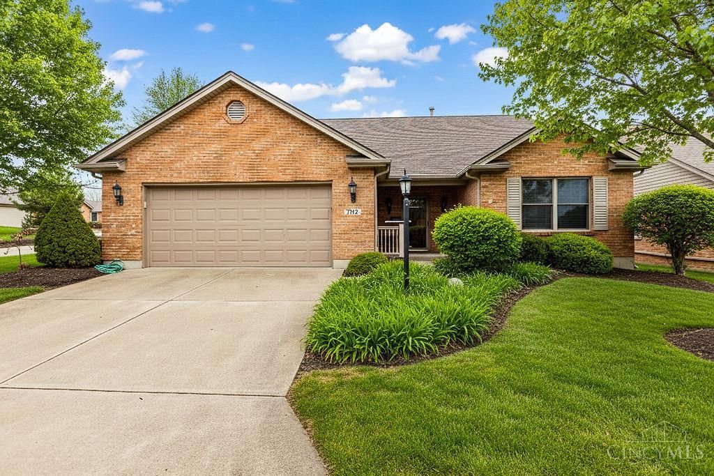 1192 Deerfield Circle, Hamilton, OH 45013