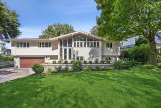447 N Quincy Street, Hinsdale, IL 60521
