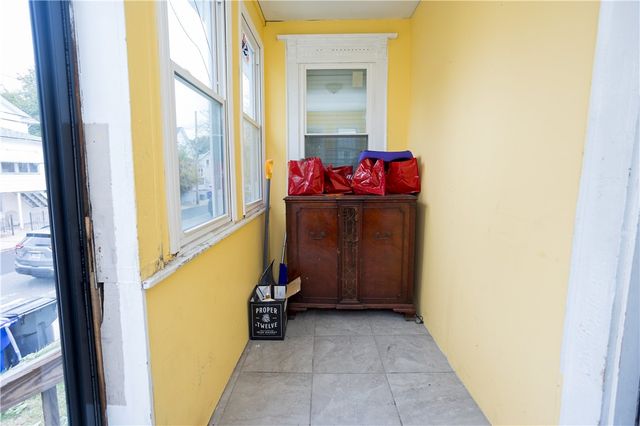 28 Yorkshire Street, Providence, RI 02908