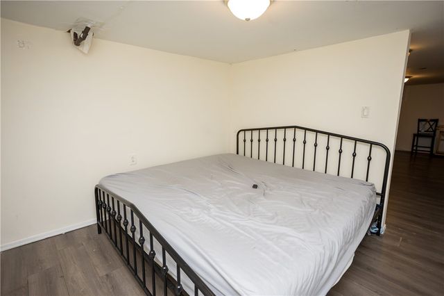 28 Yorkshire Street, Providence, RI 02908