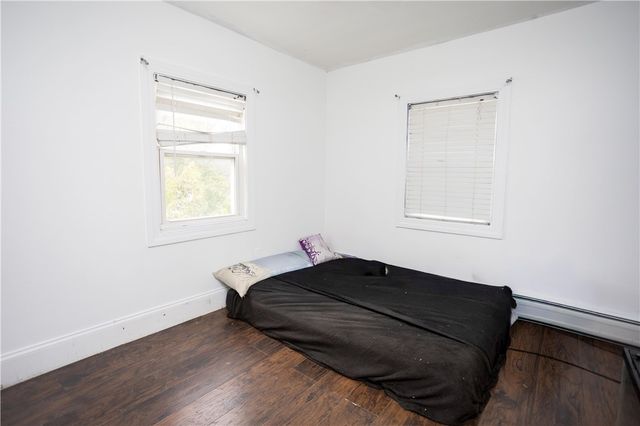 28 Yorkshire Street, Providence, RI 02908