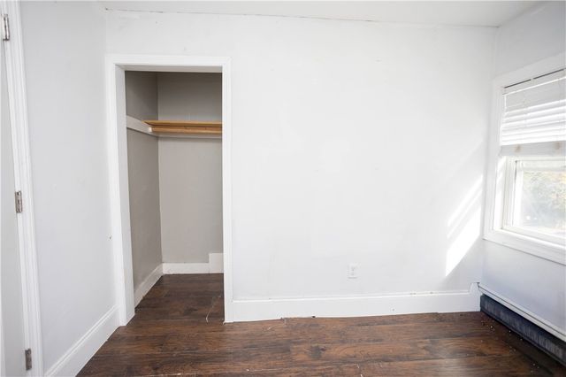 28 Yorkshire Street, Providence, RI 02908