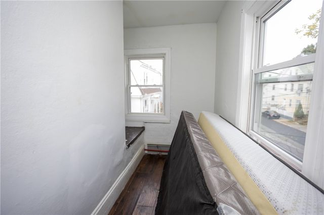 28 Yorkshire Street, Providence, RI 02908
