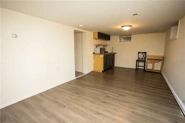 28 Yorkshire Street, Providence, RI 02908