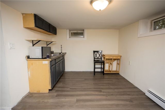 28 Yorkshire Street, Providence, RI 02908