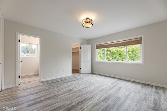 19834 Haynes Street, Woodland Hills, CA 91367