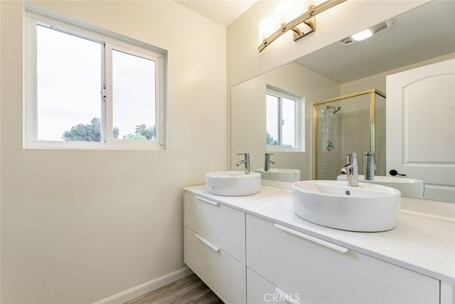 19834 Haynes Street, Woodland Hills, CA 91367