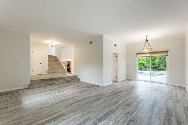 19834 Haynes Street, Woodland Hills, CA 91367