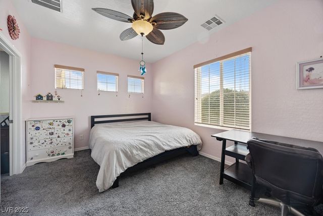 7252 Royal Melbourne Drive, Las Vegas, NV 89131