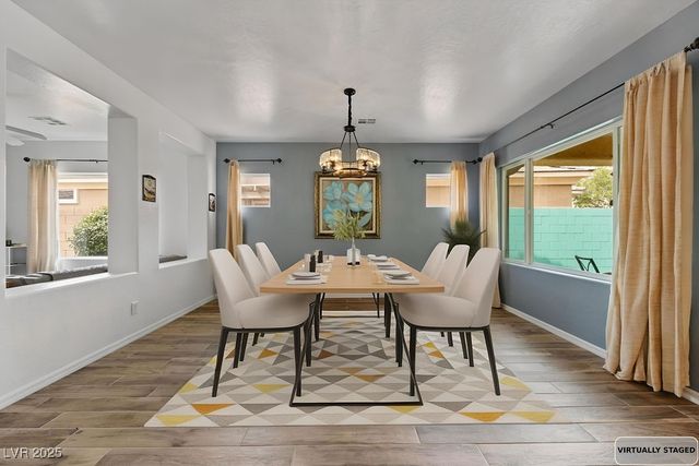 7252 Royal Melbourne Drive, Las Vegas, NV 89131