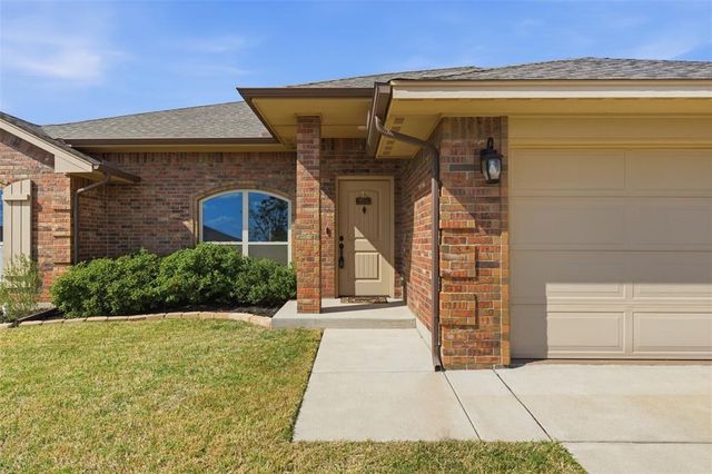3807 Mistwood Place, Norman, OK 73026