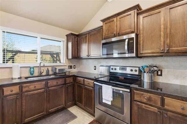 3807 Mistwood Place, Norman, OK 73026