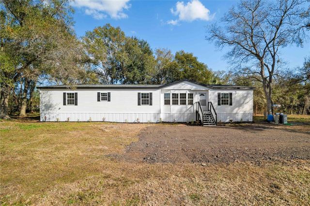 8019 N MEADOWVIEW CIR, Tampa, FL 33625