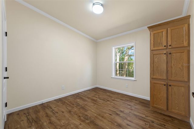 8019 N MEADOWVIEW CIR, Tampa, FL 33625