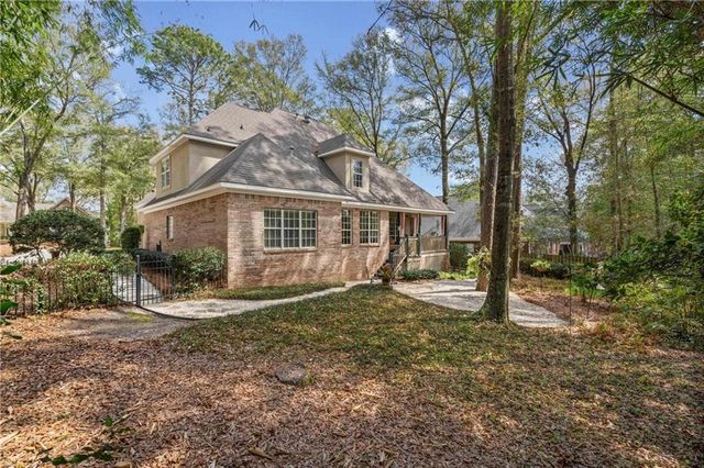104 Pebble Court, Fairhope, AL 36532