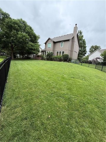 14022 Briar Street, Overland Park, KS 66224