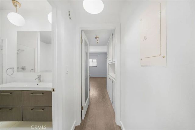 521 Montana Avenue 211, Santa Monica, CA 90403