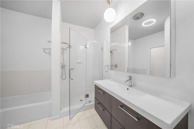 521 Montana Avenue 211, Santa Monica, CA 90403
