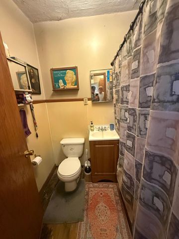 2217 16th Avenue S, Minneapolis, MN 55404