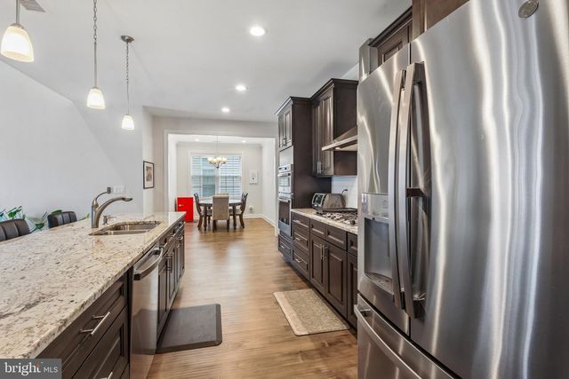 3 SAMARPAN CT, Robbinsville, NJ 08520