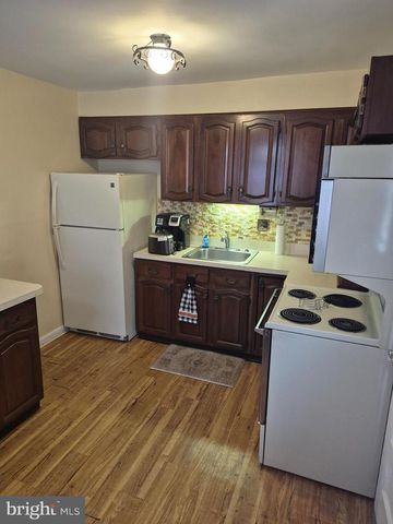 1002 DELRAY ST, Philadelphia, PA 19116