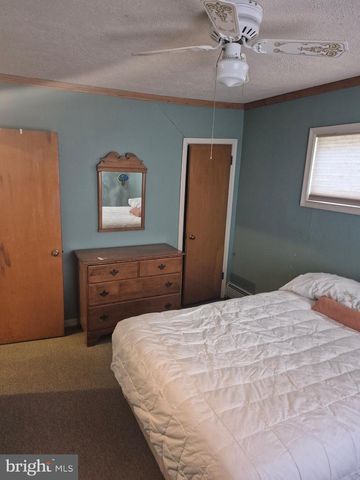 1002 DELRAY ST, Philadelphia, PA 19116