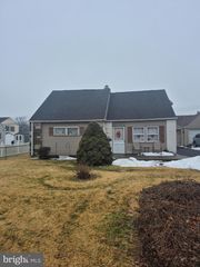 1002 DELRAY ST, Philadelphia, PA 19116