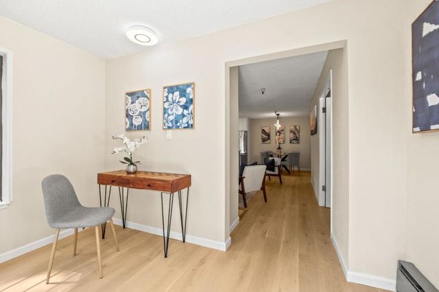 735 El Camino Real 104, Burlingame, CA 94010