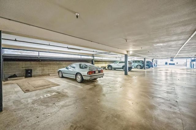 735 El Camino Real 104, Burlingame, CA 94010