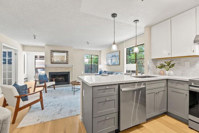 735 El Camino Real 104, Burlingame, CA 94010