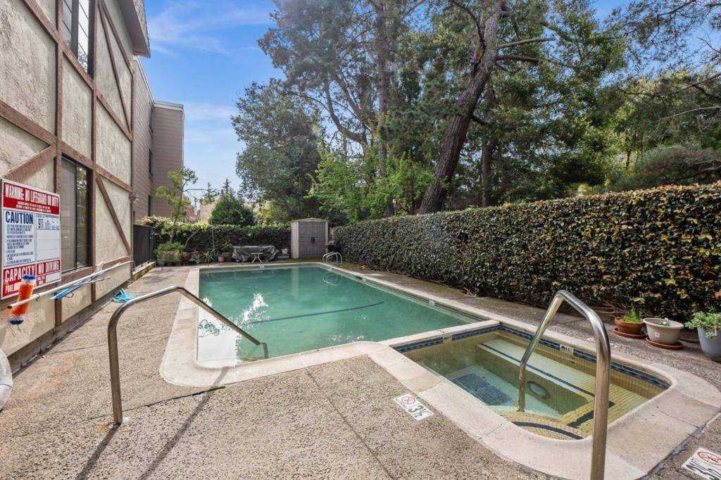 Image 21 of property listing at 735 El Camino Real 104, Burlingame, CA 94010