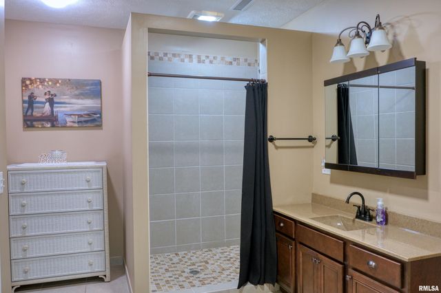 1415 S LAKESHORE Drive South, Goreville, IL 62939