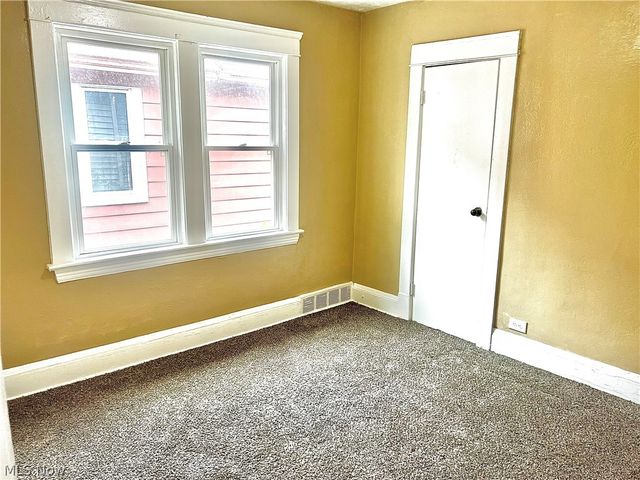 10908 Tacoma Avenue, Cleveland, OH 44108