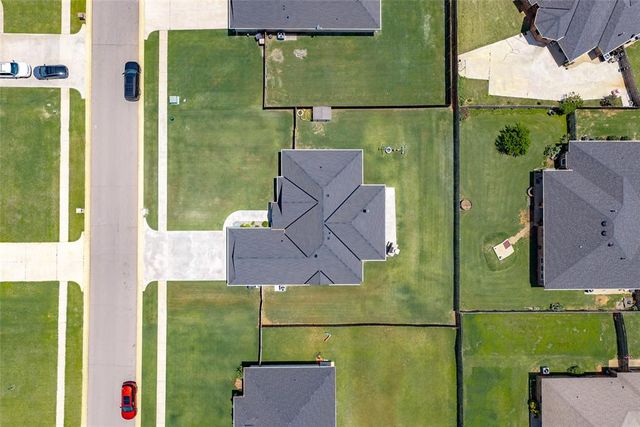 440 Megan Lane, Blanchard, OK 73010