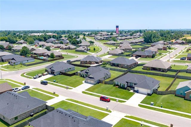 440 Megan Lane, Blanchard, OK 73010